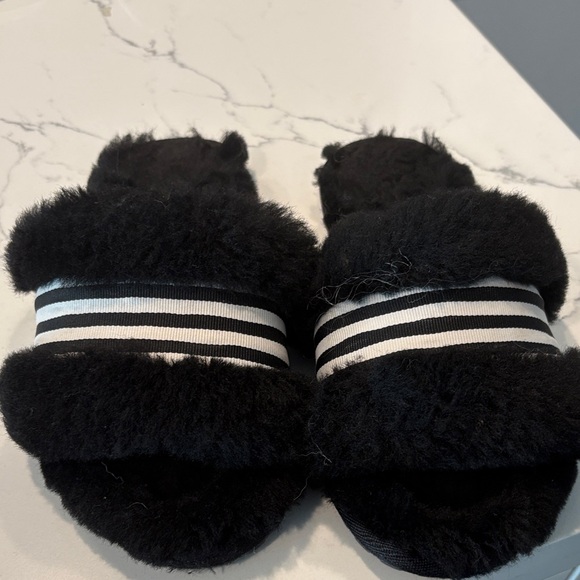 Emu Shoes - Emu Black Faux Fur Slide Slippers with Black and White Striped Band
